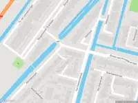 Ambulance met grote spoed naar de Kennedysingel in Reeuwijk