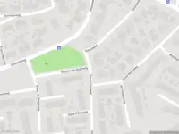 Politie naar de Spoorlaan in Groesbeek vanwege aanrijding met letsel