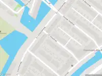 Ambulance met gepaste spoed naar de J.P. Kloosstraat in Amsterdam