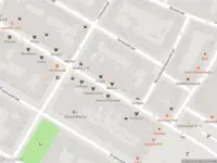 Ambulance met grote spoed naar de Noordmolenstraat in Rotterdam