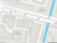 Ambulance met gepaste spoed naar de Dom H. van der Laanstraat in Amsterdam