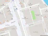 Ambulance met gepaste spoed naar de Doelwater in Rotterdam