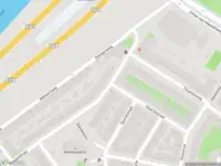 Ambulance met gepaste spoed naar de Eendenstraat in Amsterdam