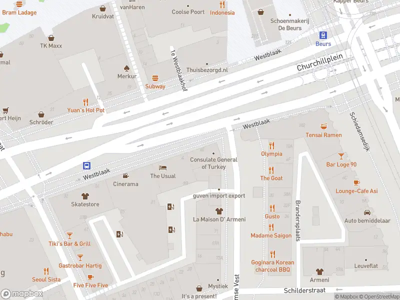 Ambulance met grote spoed naar de Westblaak in Rotterdam