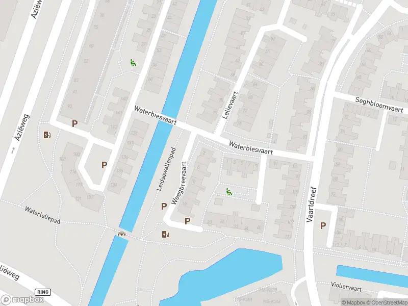 Brandweer met gepaste spoed naar de Weegbreevaart in Zoetermeer vanwege wateroverlast