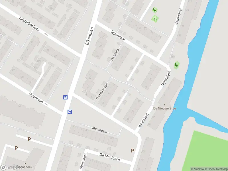 Ambulance met gepaste spoed naar de De Hazelaar in Rozenburg