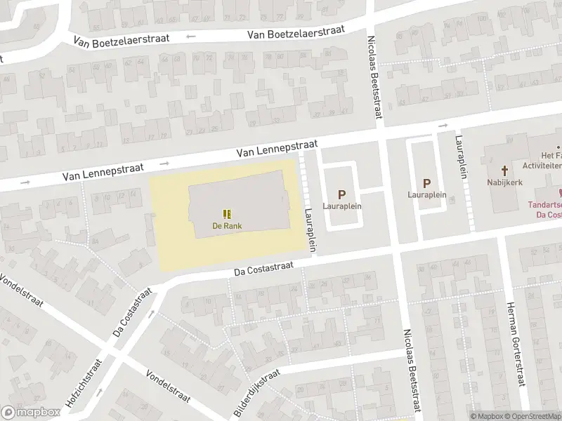 Ambulance met grote spoed naar de Van Boetzelaerstraat in Alphen aan den Rijn