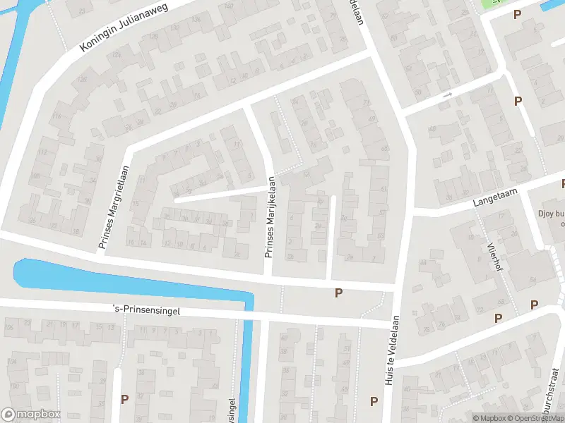 Ambulance met gepaste spoed naar de Prinses Marijkelaan in Maasland