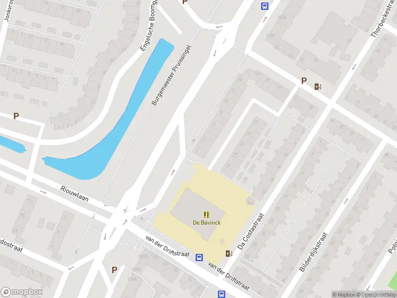 Ambulance met gepaste spoed naar de Dr. H. Bavinckplaats in Vlaardingen