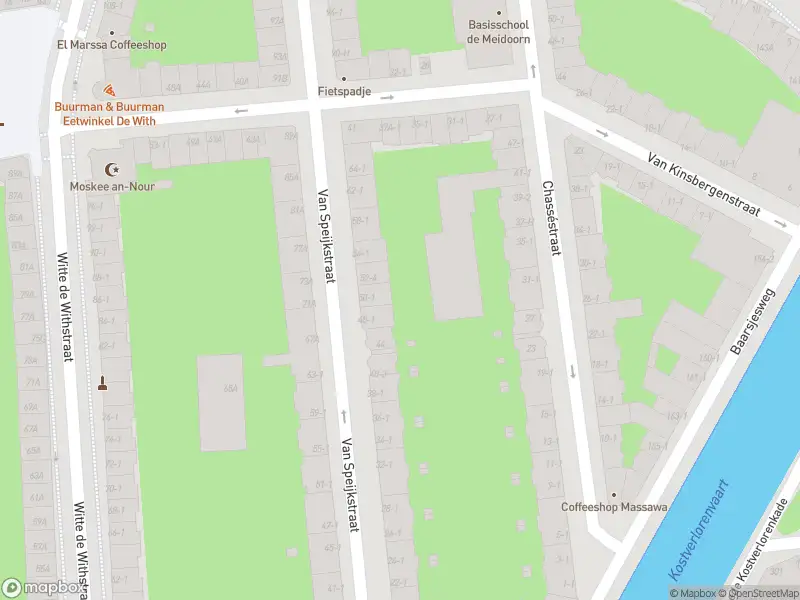 Brandweer met grote spoed naar de Van Speijkstraat in Amsterdam vanwege waarnemen gaslucht