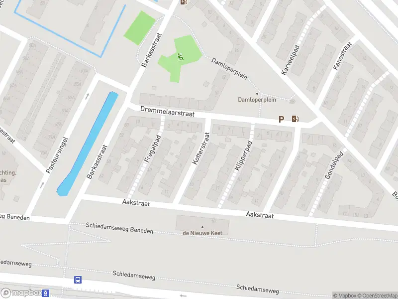 Ambulance met grote spoed naar de Kotterstraat in Rotterdam