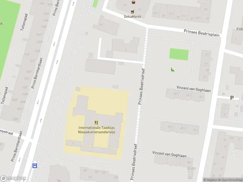 Ambulance met gepaste spoed naar de Prinses Beatrixdreef in Haarlem