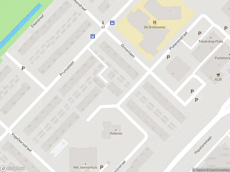 Ambulance met grote spoed naar de Acaciastraat in Ridderkerk