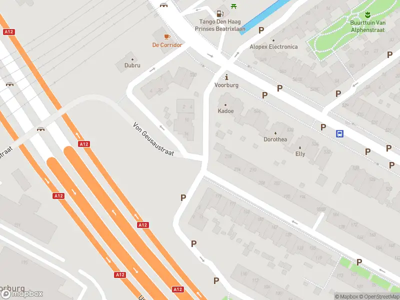 Ambulance met grote spoed naar de Pompe van Meerdervoortstraat in Voorburg