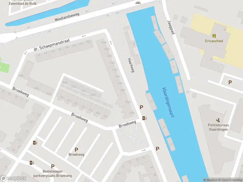 Ambulance met grote spoed naar de Vaartweg in Vlaardingen