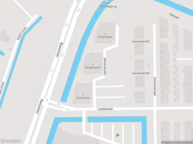 Ambulance met gepaste spoed naar de Jupiterstraat in Rotterdam