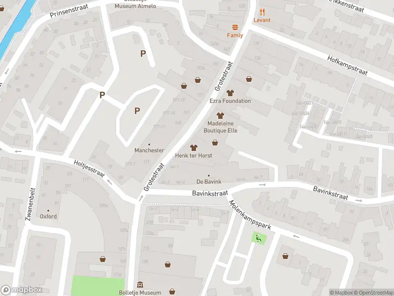 Brandweer met gepaste spoed naar de Marktstraat in Almelo vanwege afgaan automatisch brandalarm