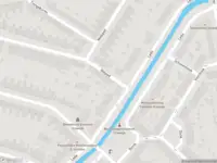 Ambulance met grote spoed naar de Weipad in Rotterdam