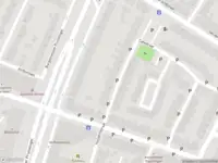 Ambulance met gepaste spoed naar de Huijgensstraat in Vlaardingen