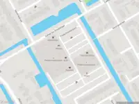 Ambulance met grote spoed naar de Poldermeesterplein in Aalsmeer