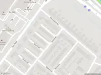 Ambulance met gepaste spoed naar de Spuistraat in Maasdam