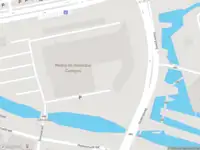 Brandweer met grote spoed naar de Dirk Boutsstraat in Leeuwarden vanwege voertuigbrand