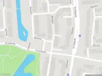 Ambulance met gepaste spoed naar de Wezelveen in Spijkenisse