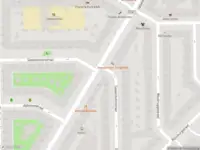 Ambulance met grote spoed naar de Jacob Marisstraat in Amsterdam