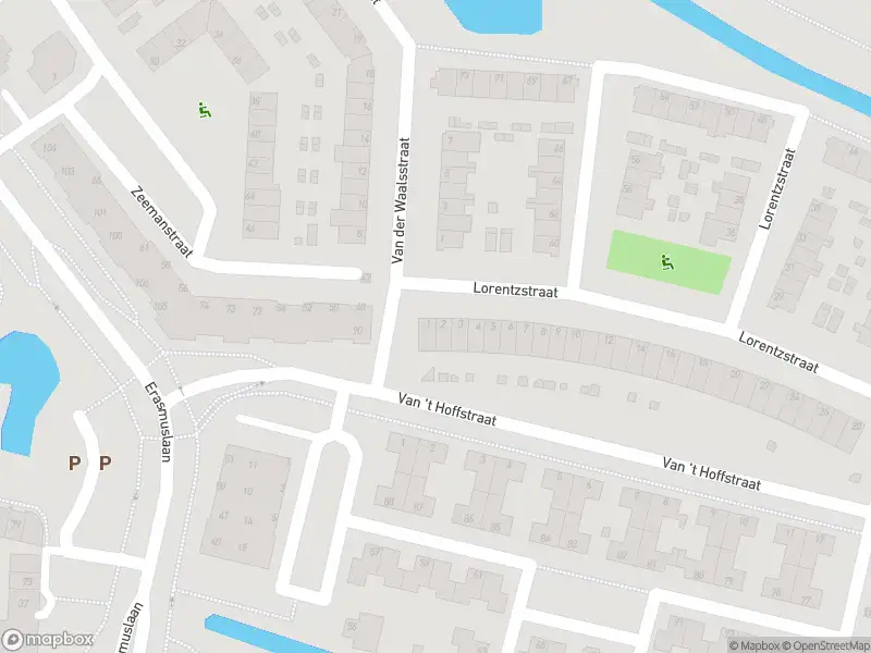 Ambulance met grote spoed naar de Lorentzstraat in Ridderkerk