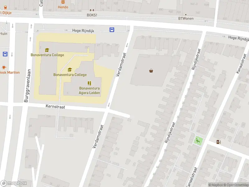 Ambulance met gepaste spoed naar de Verdamstraat in Leiden