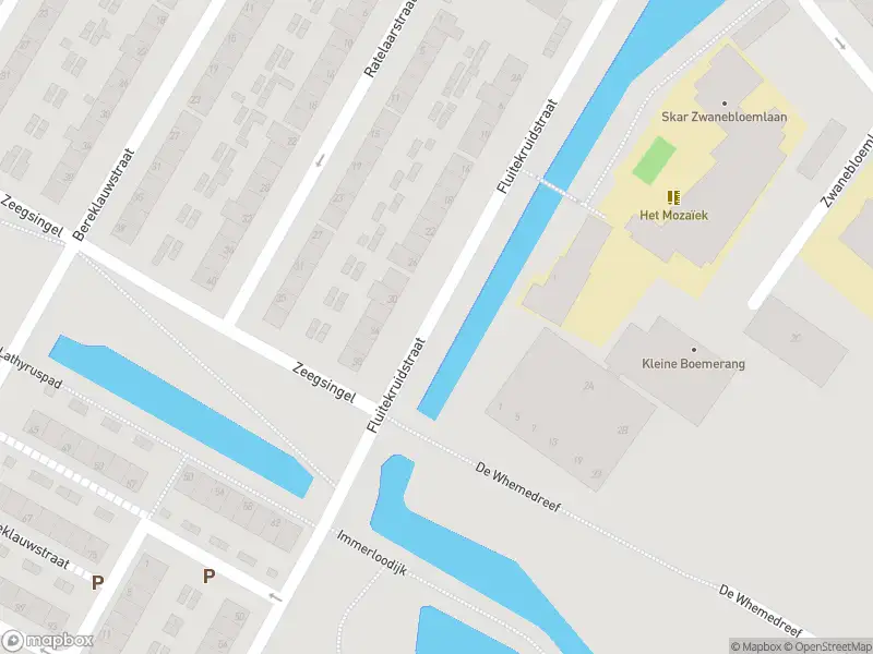 Politie naar de Fluitekruidstraat in Arnhem vanwege aanrijding met letsel