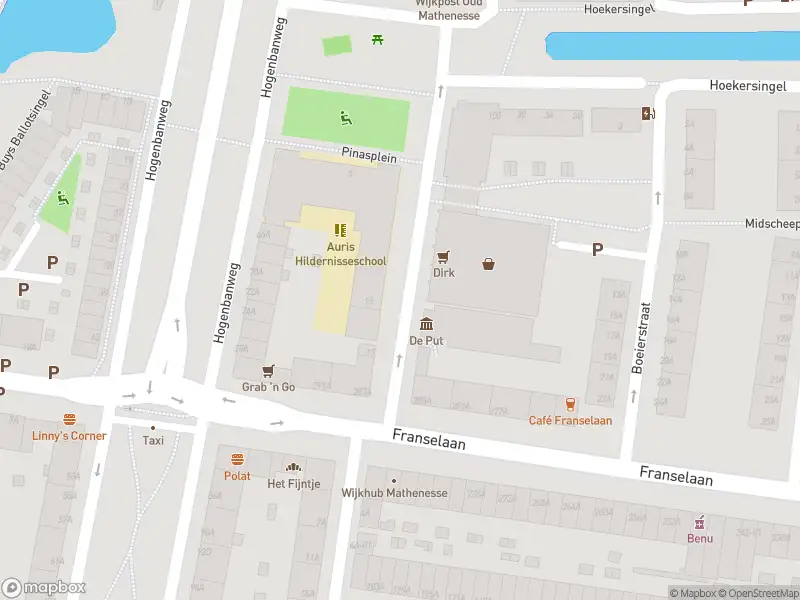 Ambulance met gepaste spoed naar de Pinkstraat in Rotterdam