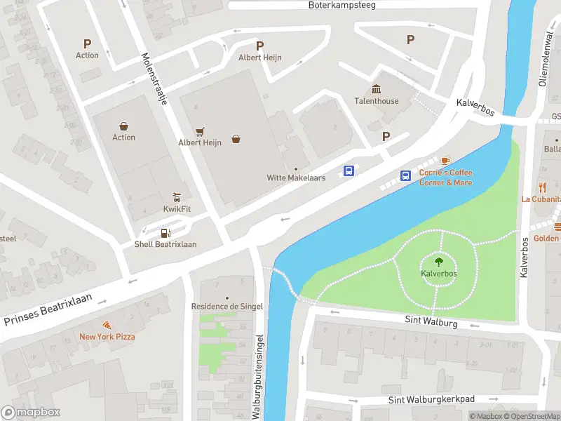 Politie naar de Veemarkt in Tiel vanwege aanrijding met letsel