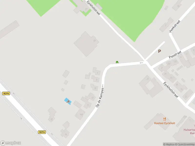 112 melding Politie naar de Op de Kampes in Roosteren vanwege aanrijding met letsel
