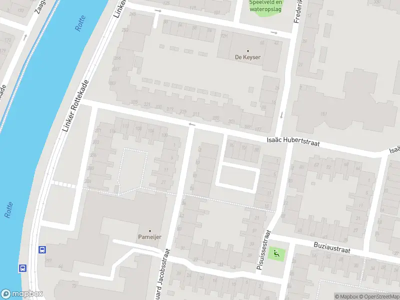 Ambulance met grote spoed naar de Edouard Jacobsstraat in Rotterdam