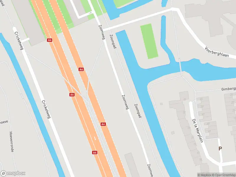 Brandweer met gepaste spoed naar de Zoomweg in Schiedam vanwege een buitenbrand