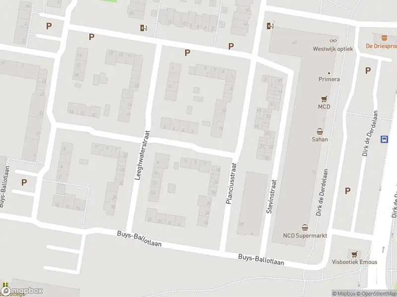 Ambulance met grote spoed naar de Swammerdamstraat in Vlaardingen