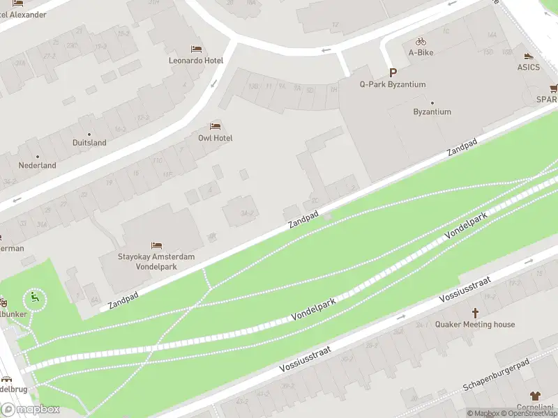 Ambulance met gepaste spoed naar de Zandpad in Amsterdam