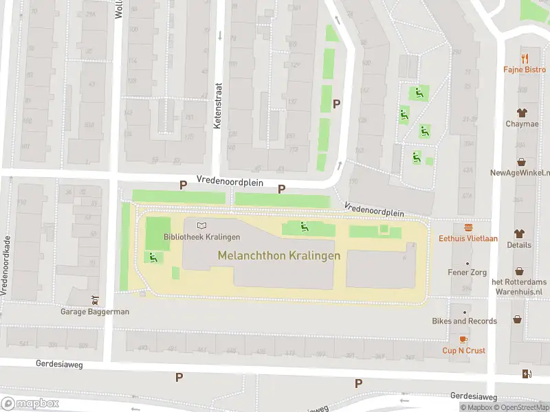 Brandweer met gepaste spoed naar de Vredenoordplein in Rotterdam vanwege een buitenbrand