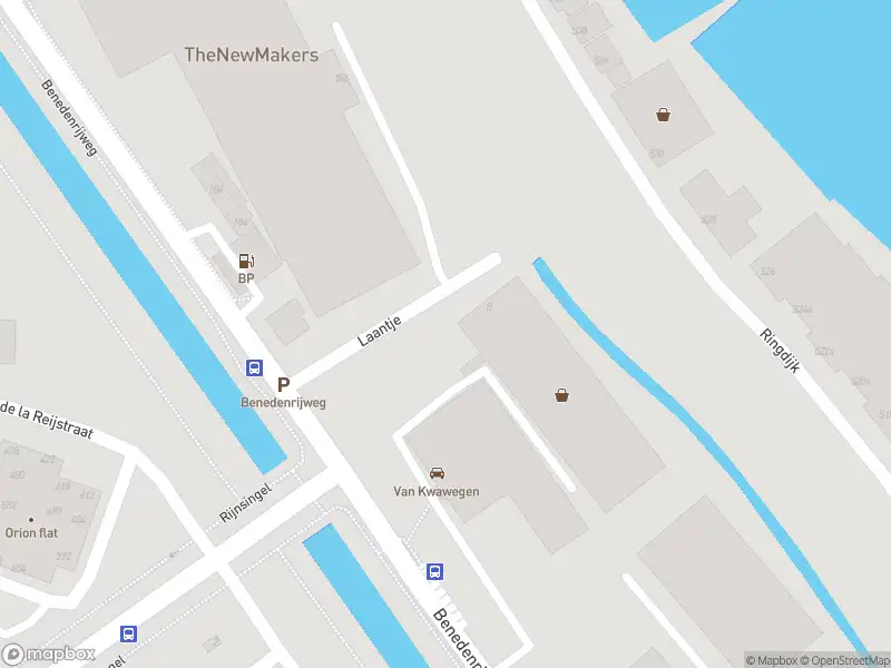 Ambulance met grote spoed naar de Laantje in Ridderkerk