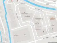 Brandweer met gepaste spoed naar de Van 't Hoffstraat in Barendrecht vanwege een buitenbrand