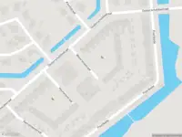 Brandweer met gepaste spoed naar de Watersnipstraat in Zierikzee vanwege een liftopsluiting