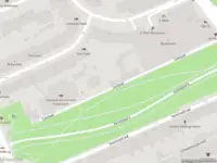 Ambulance met gepaste spoed naar de Zandpad in Amsterdam