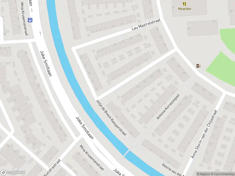 Ambulance met grote spoed naar de Johanna Westerdijkstraat in Spijkenisse