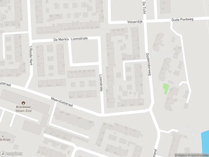 Ambulance met grote spoed naar de Oosteinderweg in Velsen-Zuid