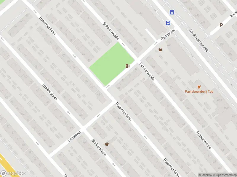 Ambulance met grote spoed naar de Bloemenlaan in Rotterdam