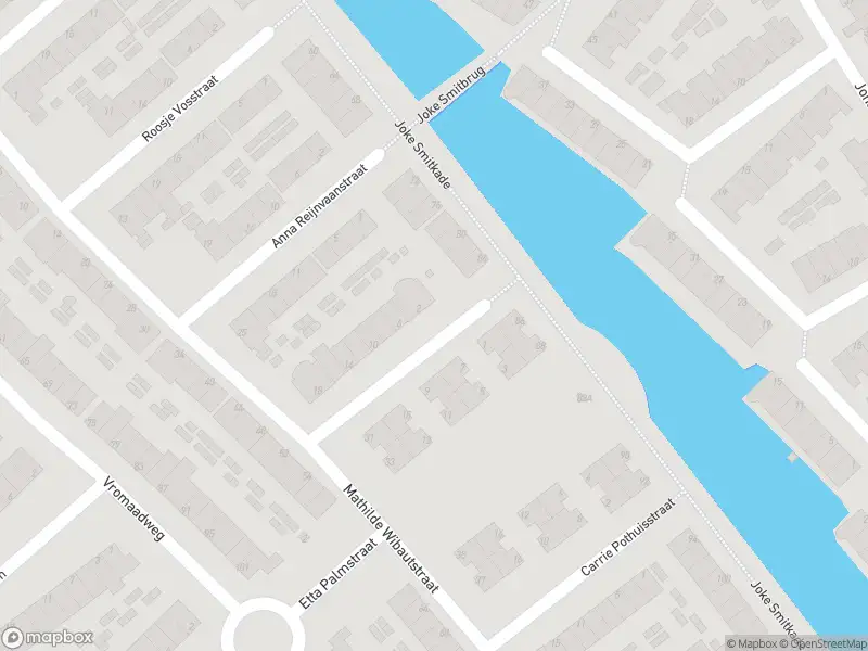 Ambulance met gepaste spoed naar de Annie Romeinstraat in Velserbroek