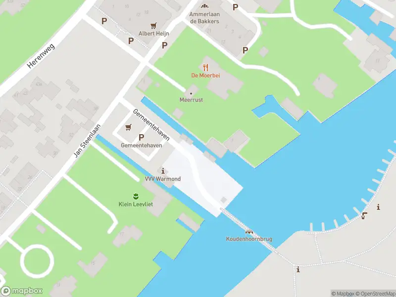 Brandweer met grote spoed naar de Gemeentehaven in Warmond vanwege personen te water