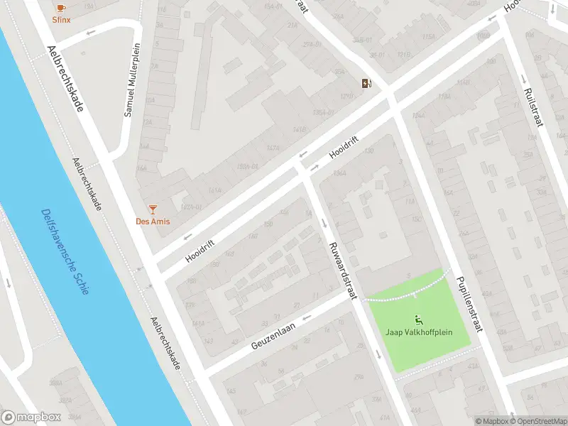 Ambulance met grote spoed naar de Hooidrift in Rotterdam