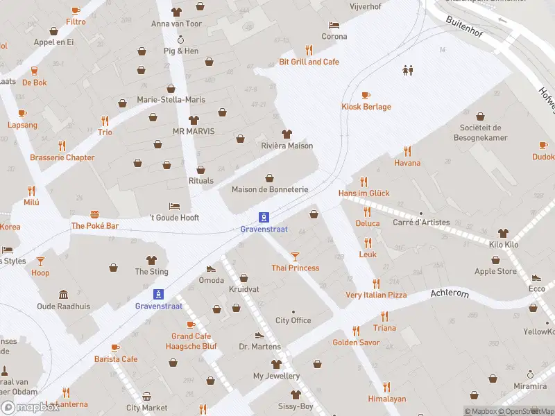 Ambulance met grote spoed naar de Gravenstraat in 's-Gravenhage